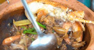 鸡煲界中的LV，澳洲龙虾做配菜，嗦一口就管不住嘴！