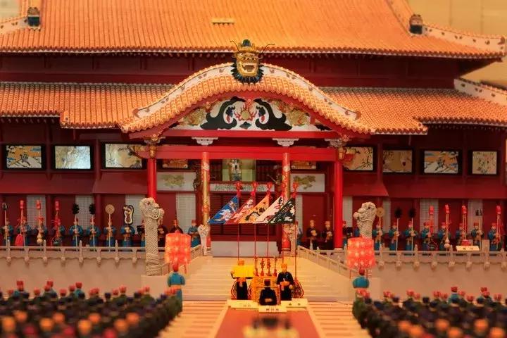 恋恋冲绳丨有一种海水的蓝，叫做“果冻蓝”