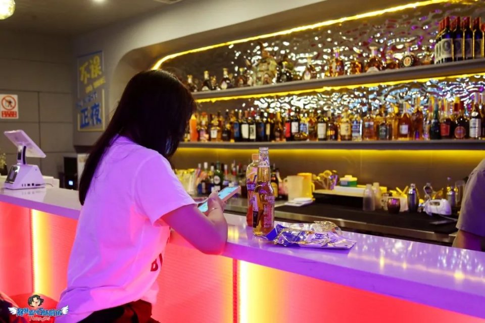 蓝粉免费！沈阳首家脱单主题潮玩空间，这才是成年人该去的地方