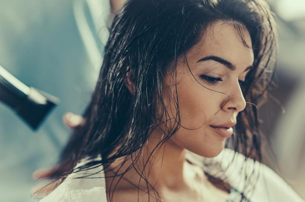 细软烫头推荐男生蓬松,头发很蓬松毛躁能烫头吗