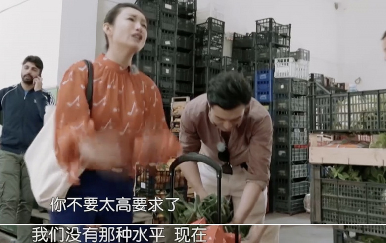 他是国宴主厨,一道辣子鸡征服贝克汉姆,却惨遭黄晓明开除?