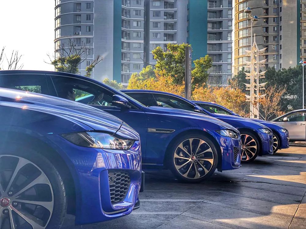 2020捷豹xel问题真的很多吗,捷豹xel2020款对比凯迪拉克ct5