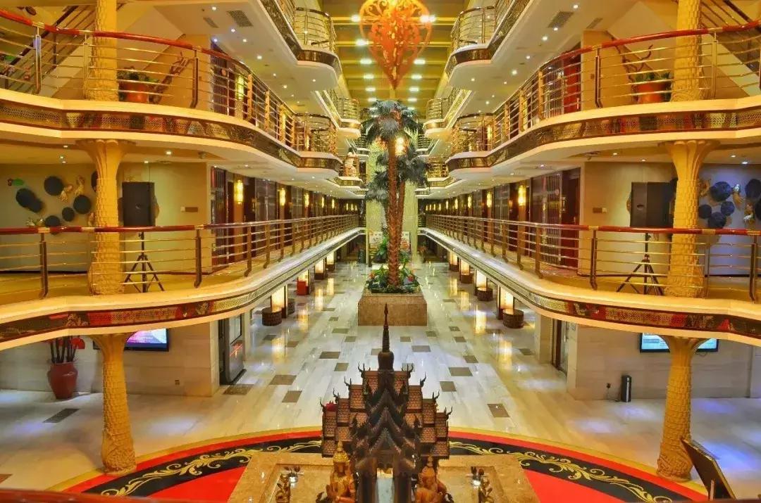 世界顶级豪华游轮合集,世界上7个不可思议的豪华游轮