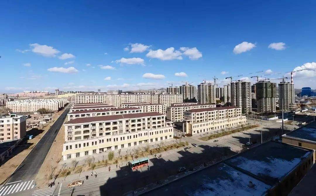 售楼处表演,买房被售楼人员当内行