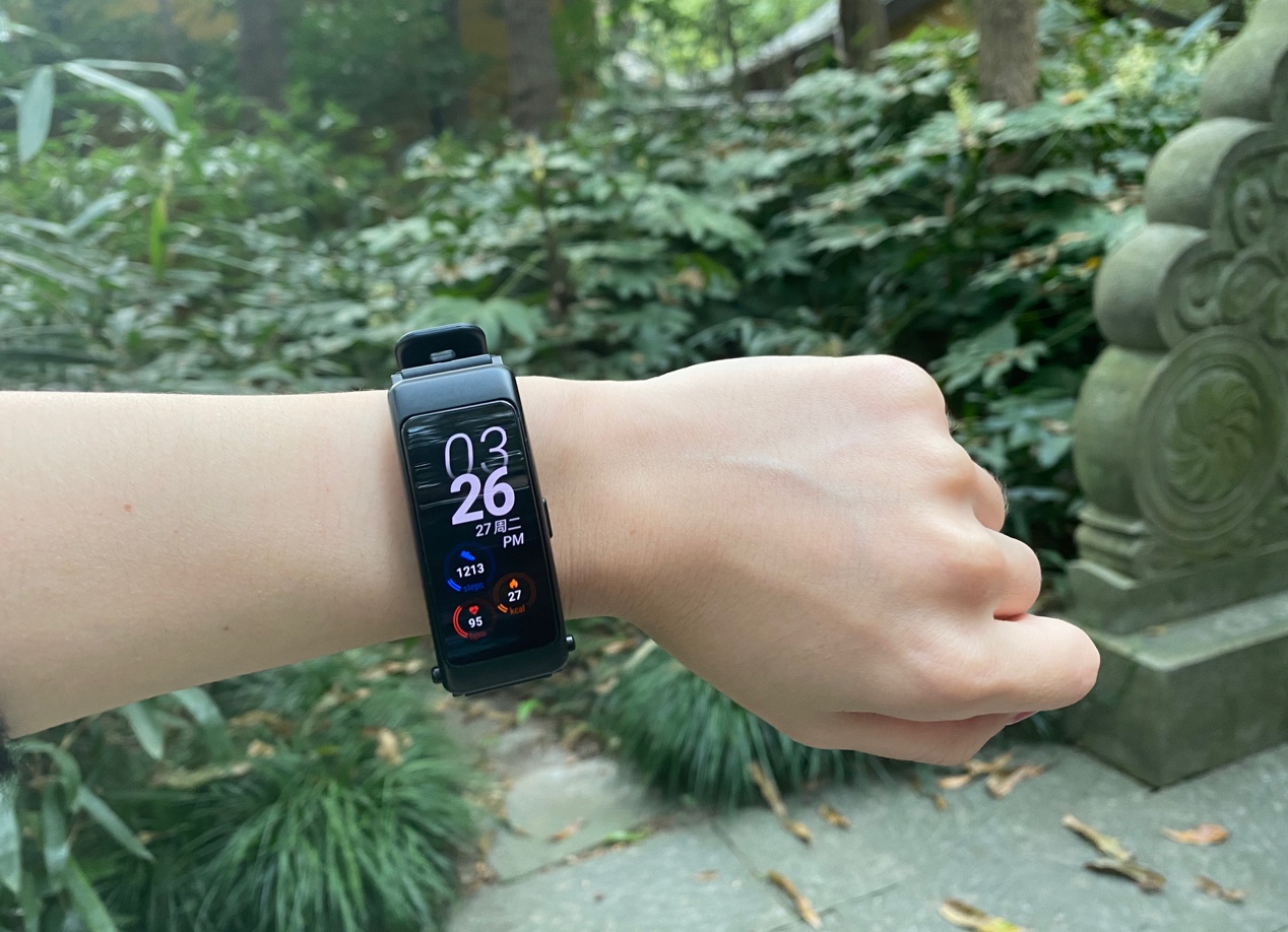 华为智能手环b6详细功能,华为手环b6评测及连接教程