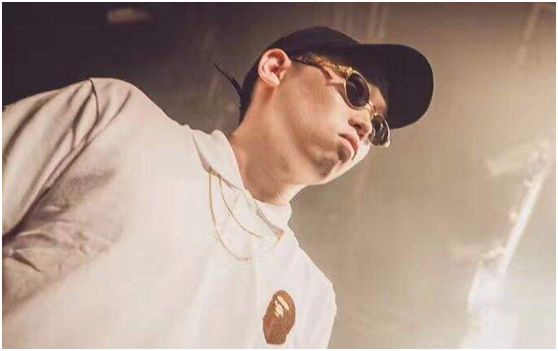 红花会弹壳新歌,弹壳新歌里的红花会片段