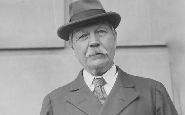 福尔摩斯细节,福尔摩斯为什么没成为罪犯