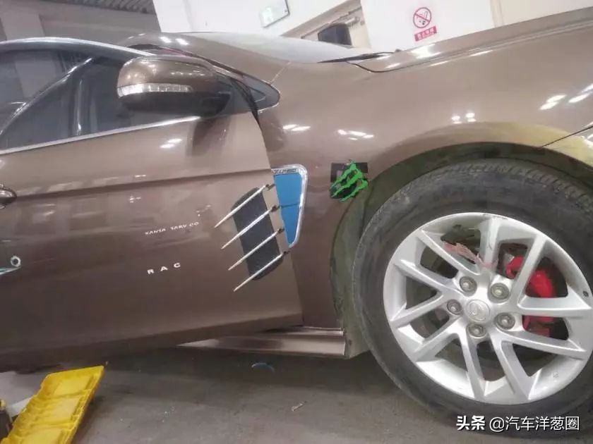 情人节开车接女朋友,情人节堵车女朋友要分手