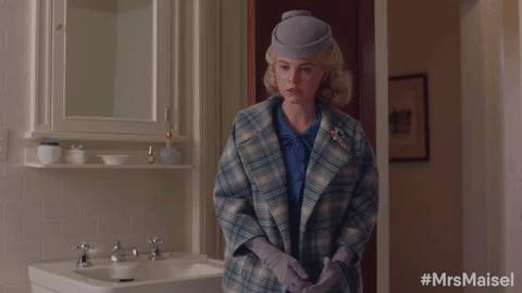 弃出轨前夫再惹桃花，纽约名媛离婚爆红，5000套美裙包裹励志大戏