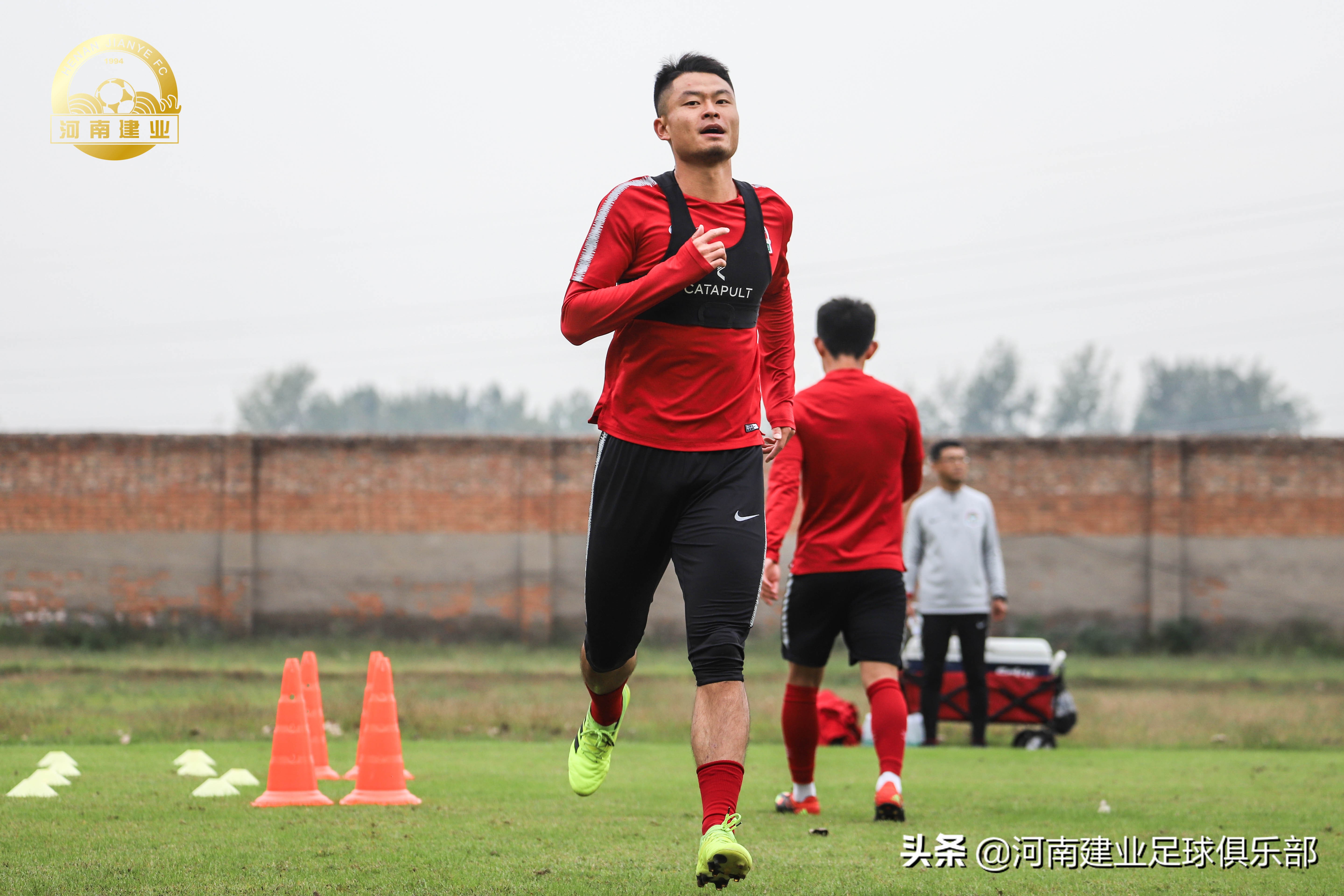 河南建业队新赛季主场,河南建业队直播