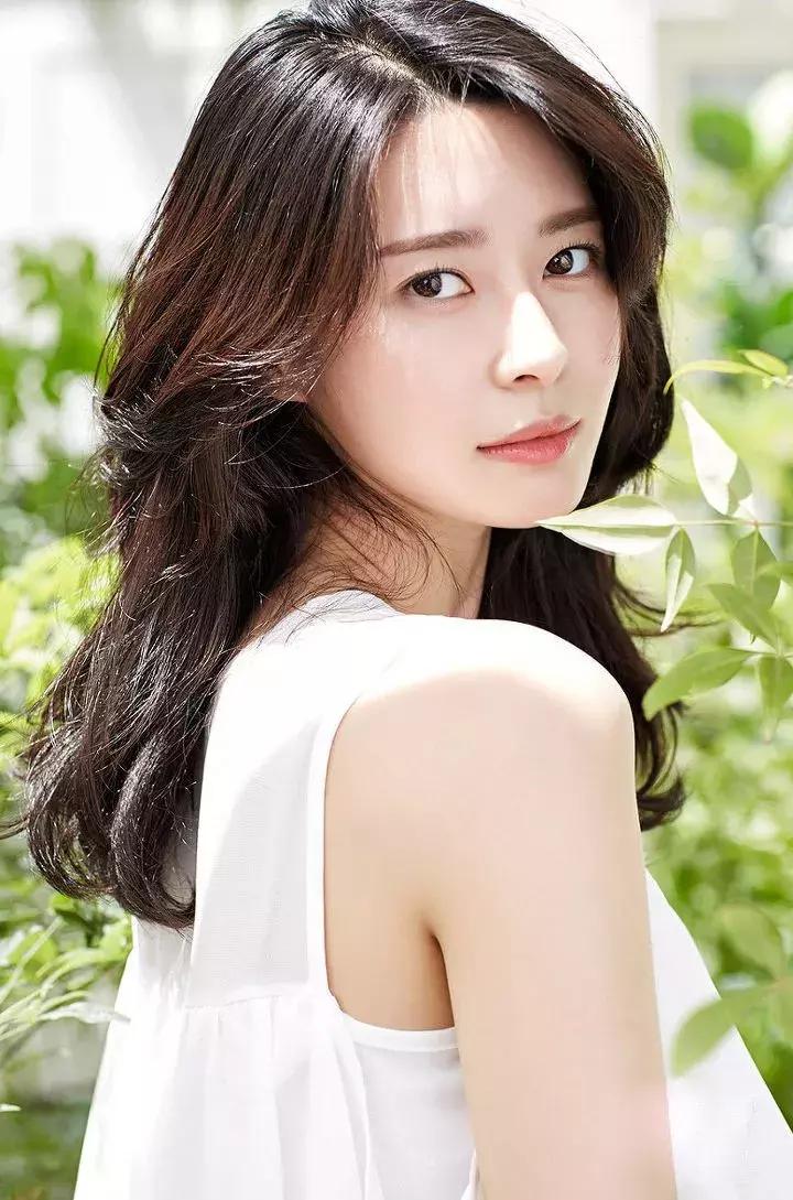 她被称为“女团性感标杆”,你评评理