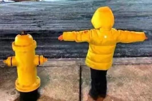 你们也有过撞衫的尴尬吗,这些尴尬至极的撞衫经历