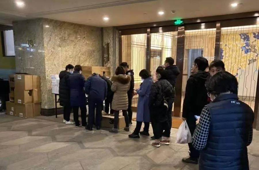 那些为疫情奔走的普通人,那些挺身而出的平凡人