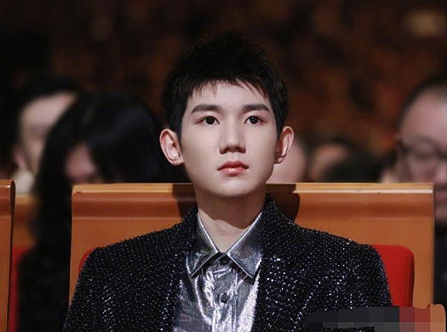 tfboys王俊凯王源易烊千玺演出,tfboys五周年王俊凯王源易烊千玺