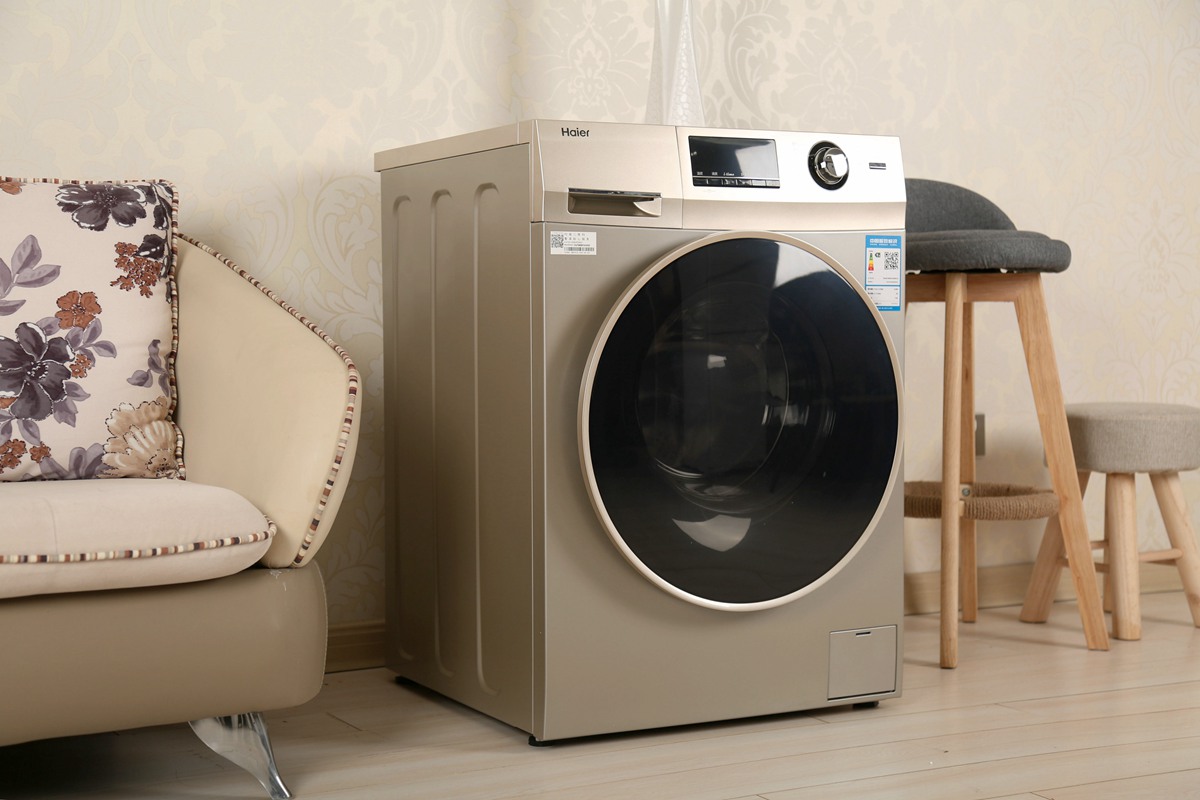 晒衣服不弄干水,晒衣服不脱水会怎么样