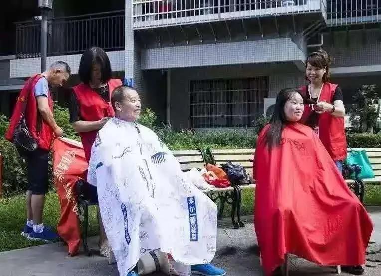 织密党组织为民服务网,织密城市党建工作网