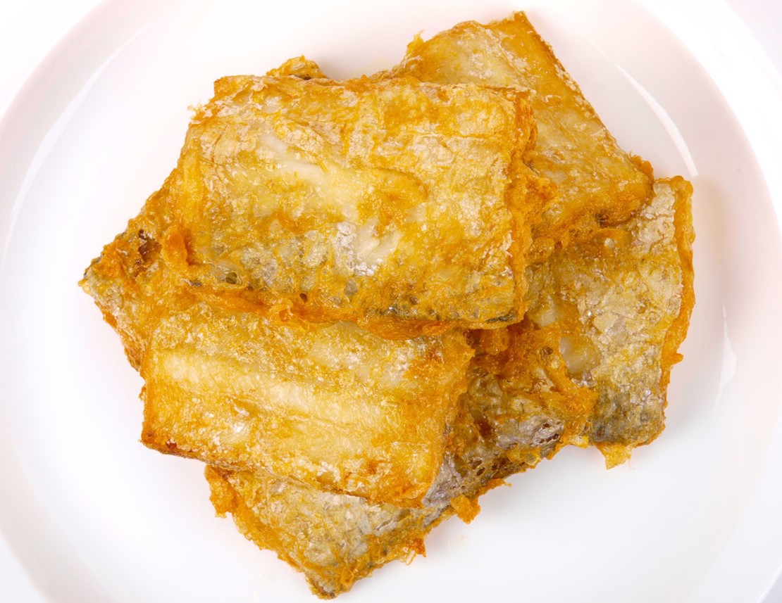 煎带鱼用什么上浆好煎,煎带鱼直接可以裹玉米淀粉吗