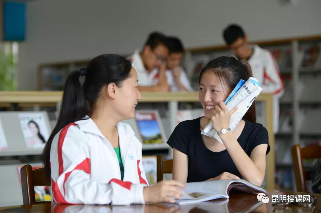 昆明市官渡区第一中学一本上线率,昆明市官渡区尚品书院学校一本率