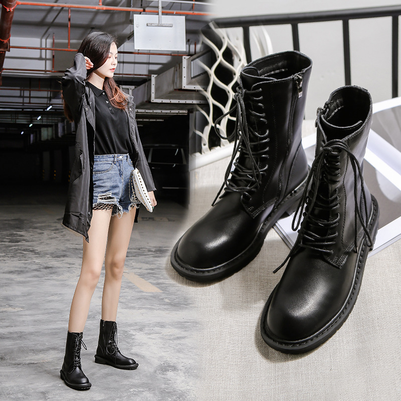 马丁靴这样穿既美又飒还显腿长,腿短腿粗的人冬天咋搭马丁靴