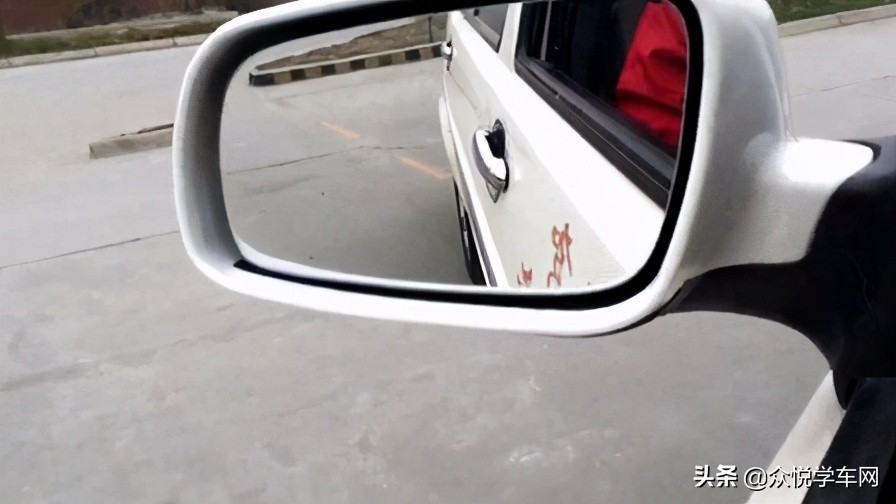 倒车入库为什么教练要求练一圈半,倒车入库越练越差四点原因