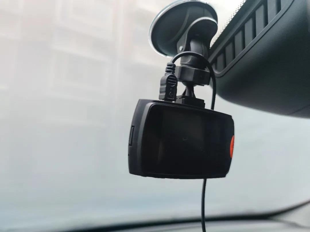 小米2k行车记录仪和70迈m500,拼多多销量最好的行车记录仪测评