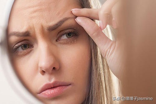 脸上长脂肪粒应该怎么解决,脸上长脂肪粒怎么解决的