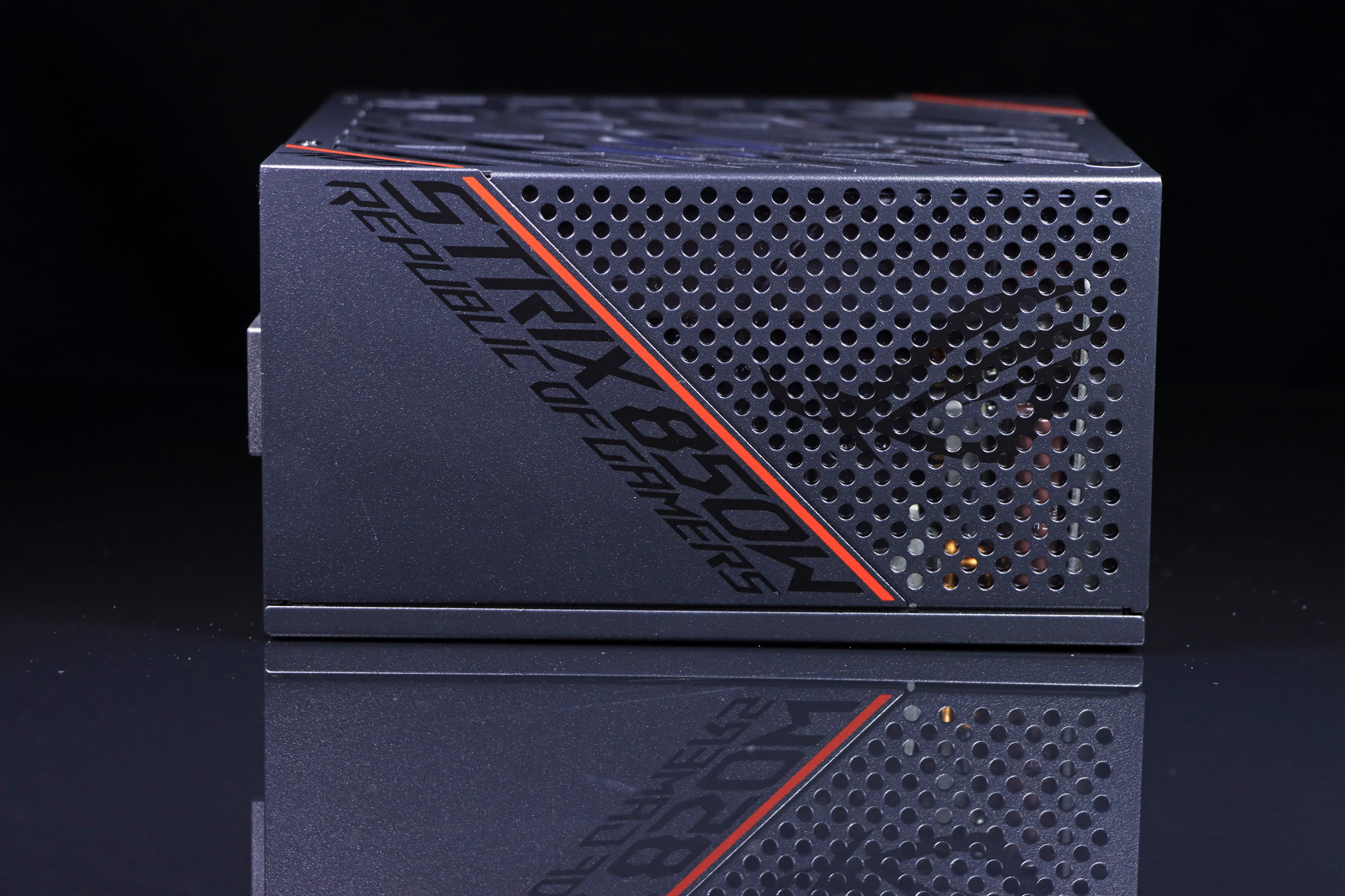 rx6800显卡相当于什么n卡,rx6800超白金显卡相当于什么水平