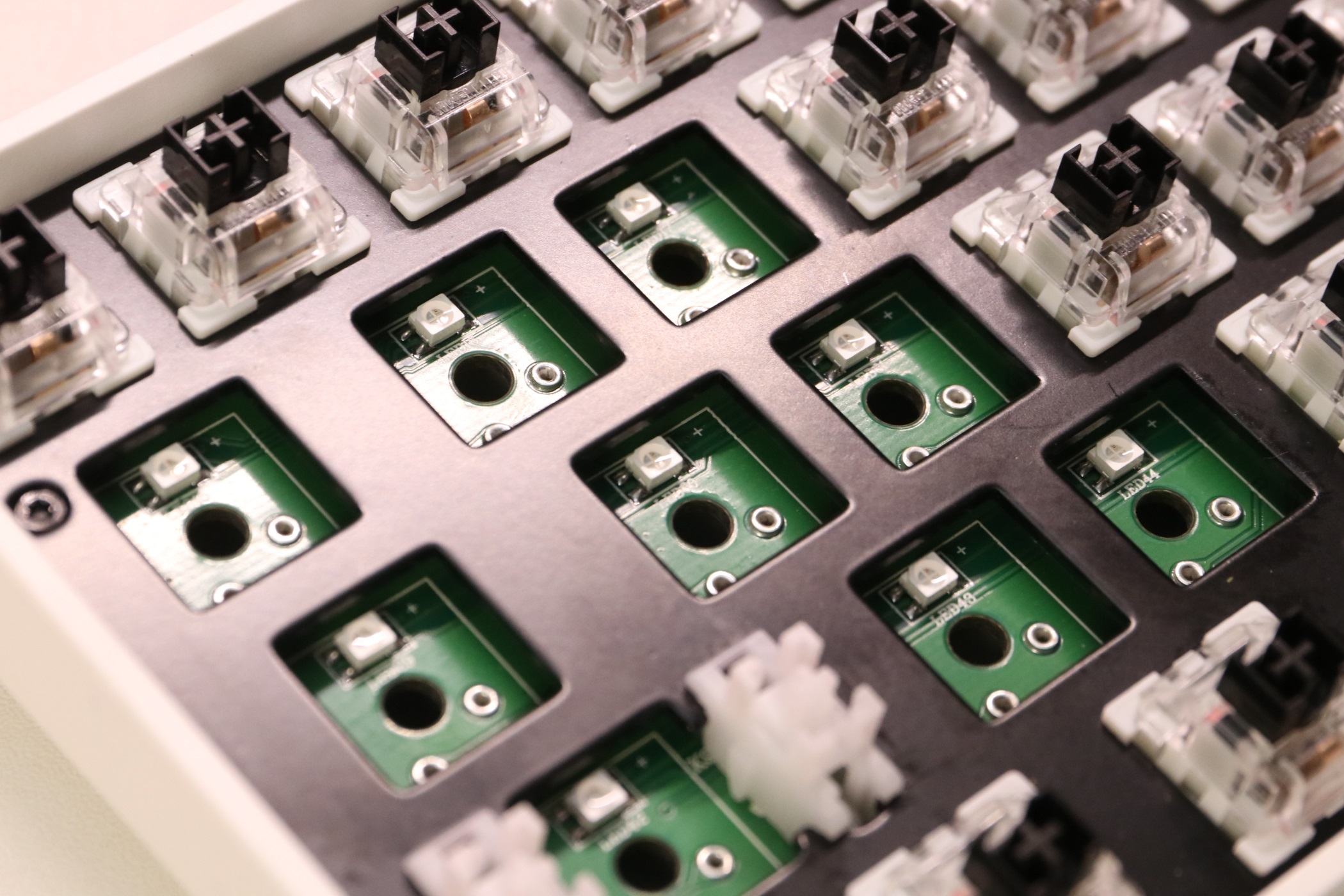 性价比超高的超薄无线键盘,性价比热插拔机械键盘推荐