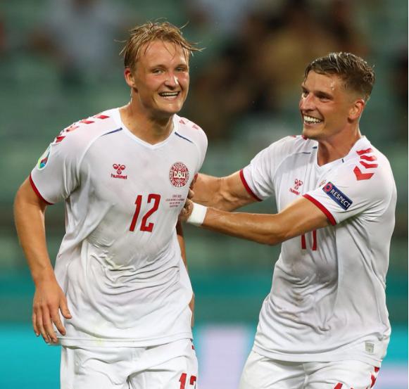 英超足球俱乐部狼队,英超狼队对布伦特福德直播