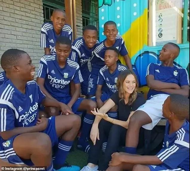 白天比基尼晚上夜店嗨小野模，怎么泡到欧洲王室最后的钻石王老五