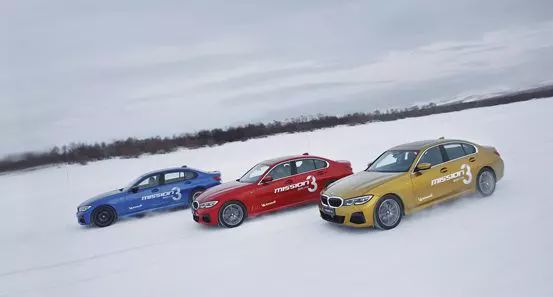 冬天最有意思的事情之一，开着宝马在-30℃冰面漂移