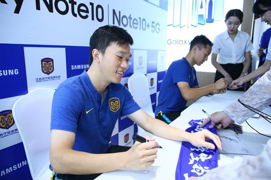 苏宁南京店,苏宁三星手机