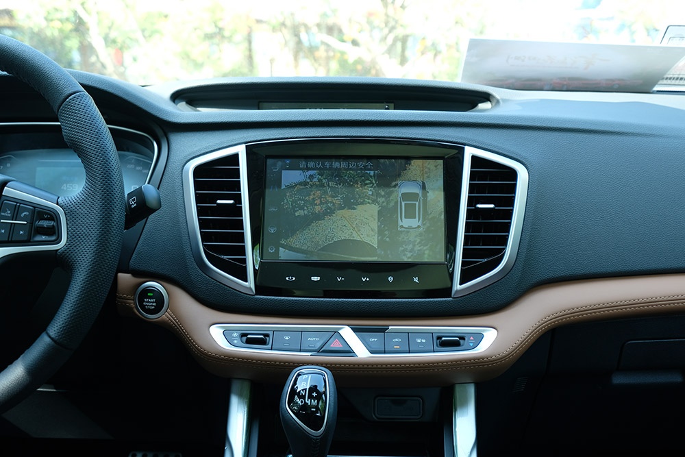 人生的第一台汽车？试驾吉利远景家族