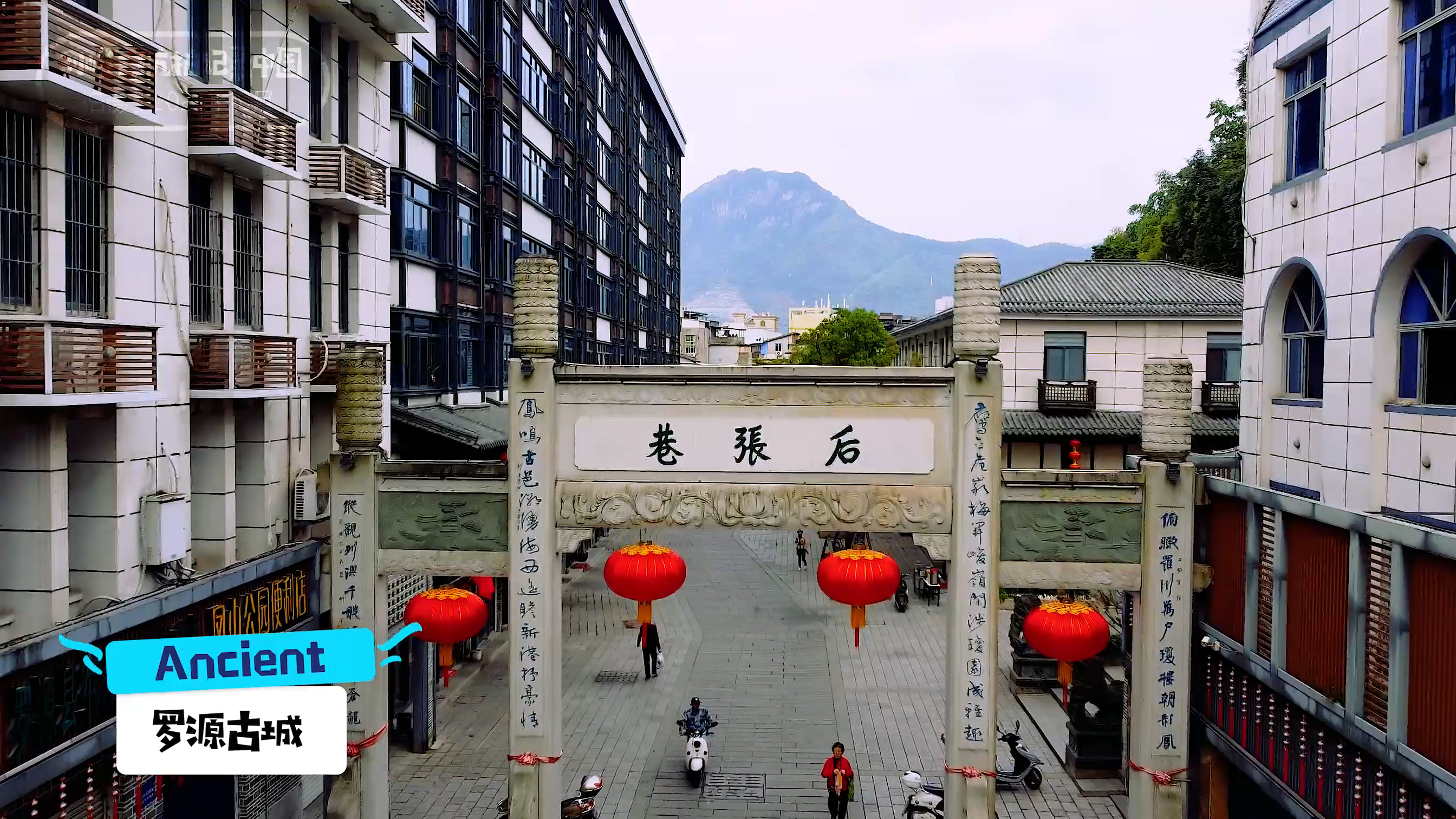 罗源这个小区的面积比城市还要大海景及高铁傍身却依旧空空荡荡