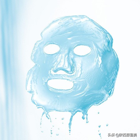 皮肤很干燥像苔藓一样是怎么回事,冬天皮肤干燥皱皱巴巴的