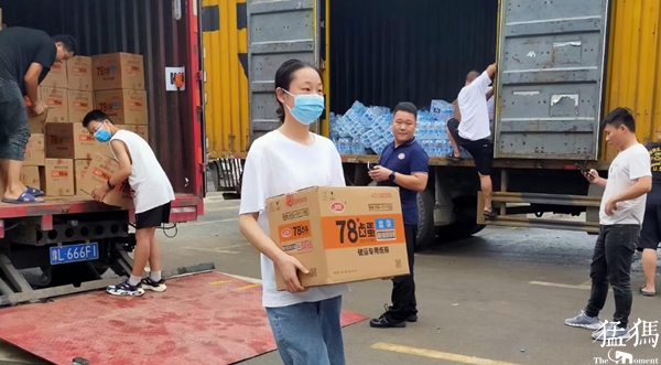 失联40个小时救援队员,郑州防汛救灾优秀志愿者杨国庆