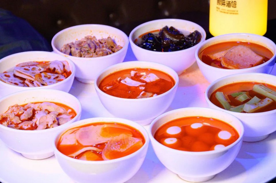 成都贰麻酒馆鸡尾酒,贰麻酒馆特色水烟成都