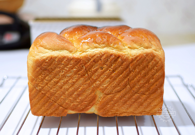 吐司怎么烤出来后是平整的,如何使再次烘烤的吐司柔软