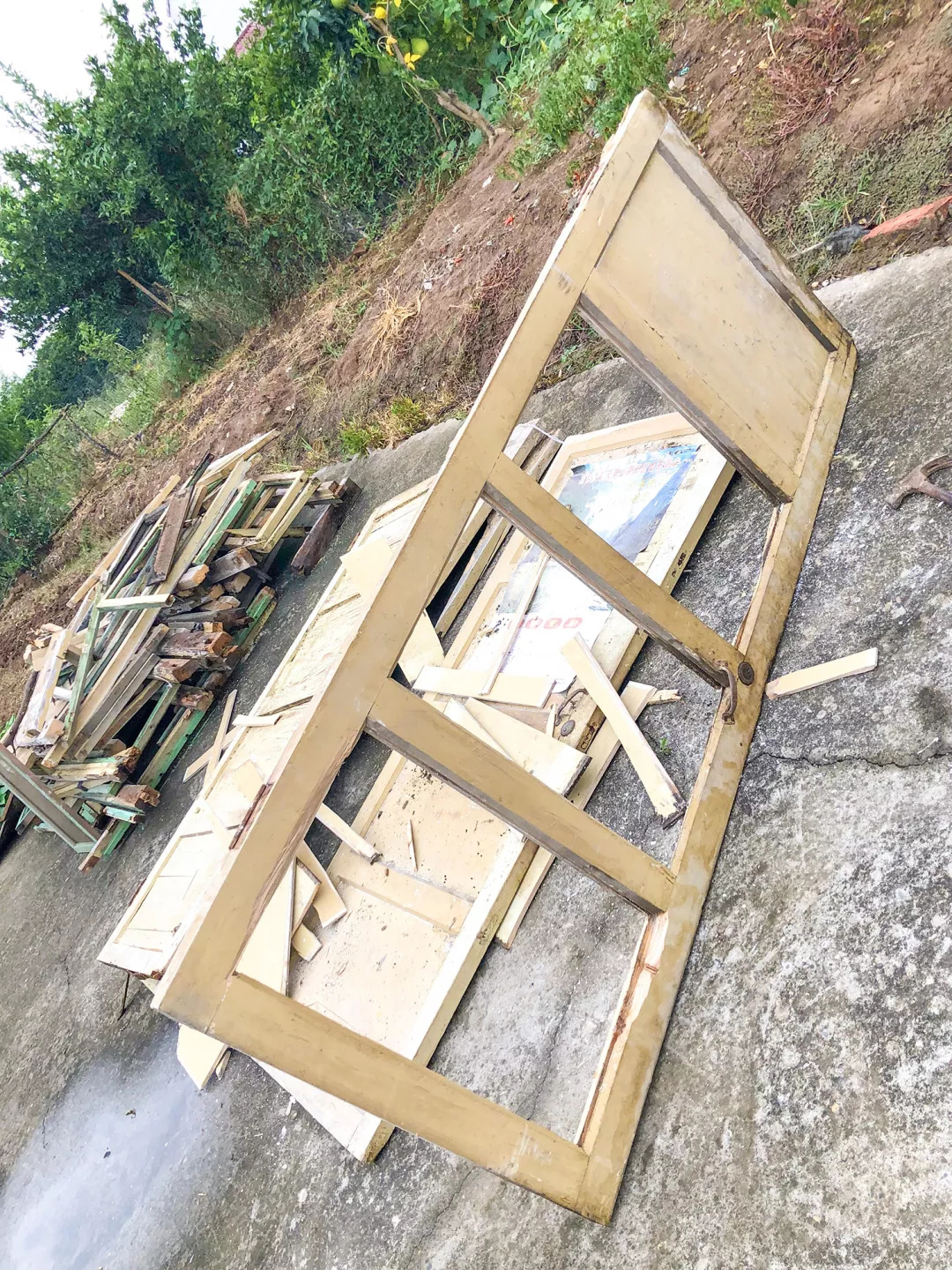 旧门框改造最简单方法,拆下来的门框废旧利用