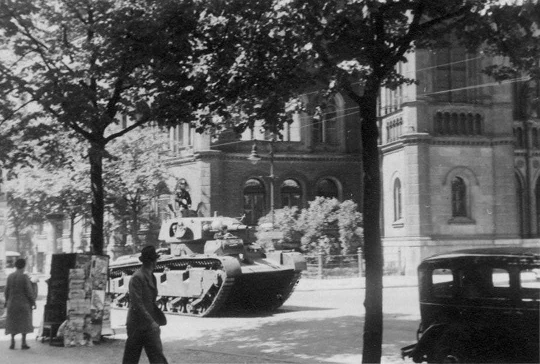 被希特勒钦点又被其亲手干掉，炮塔多多火力威猛的杂货铺