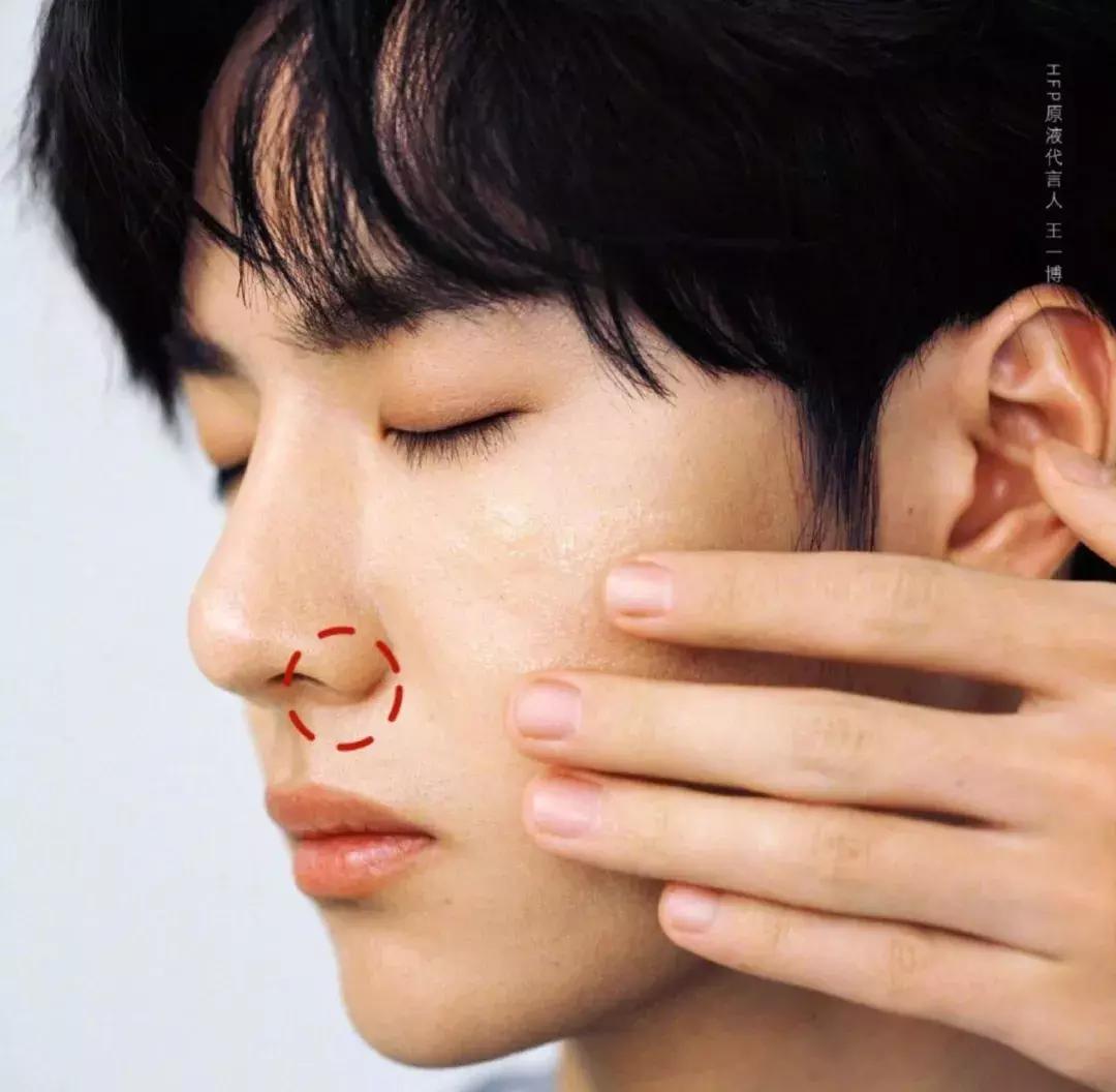 缩小鼻孔最简单有效的方法,怎么自由缩鼻孔