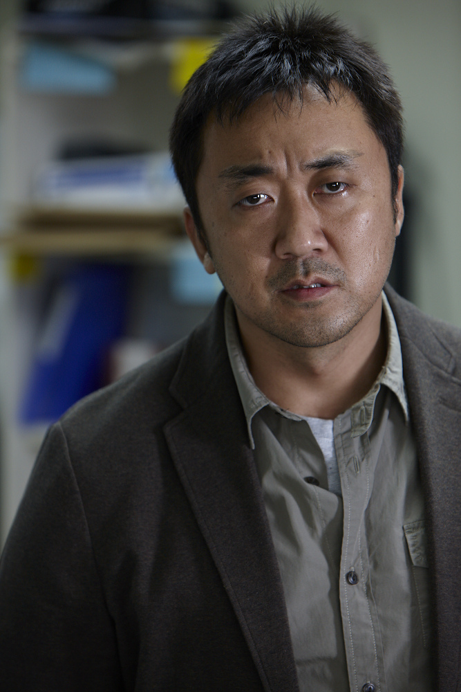 韩国娱乐圈爆出惊天丑闻,韩国揭露演艺圈悲惨事件的男主角