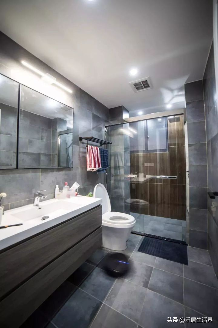 卫生间墙砖和顶最佳颜色效果图,卫生间干湿区墙砖颜色该不该一样