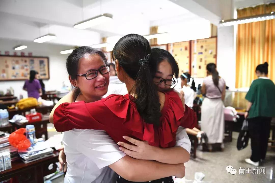 考完试表白的视频,考完试后的表白