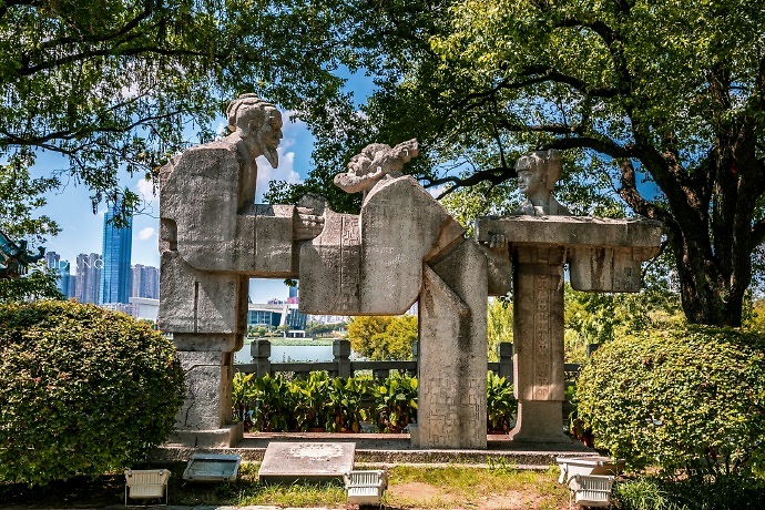 武汉著名的风景有黄鹤楼还有什么,武汉除了黄鹤楼还有哪些地方