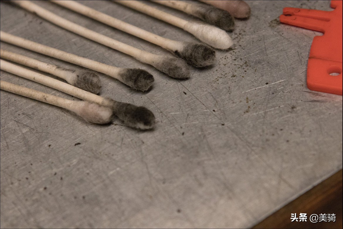 清洁油压碟刹活塞和卡钳,如何清洁碟刹盘