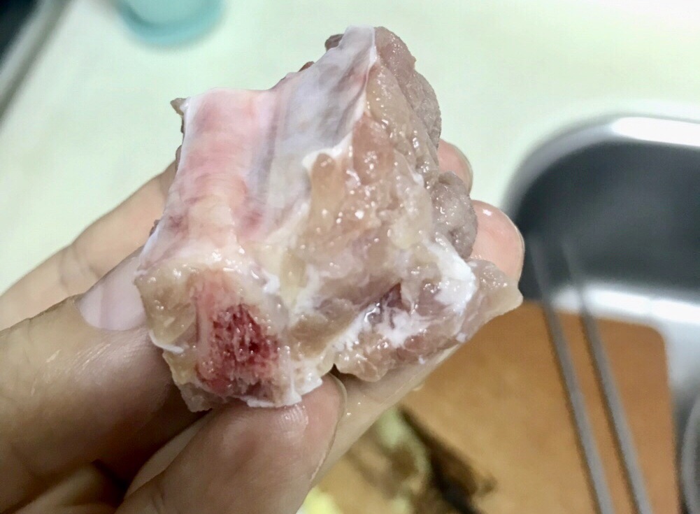 红烧排骨的家常做法最正宗的做法,红烧排骨最正宗的做法和步骤