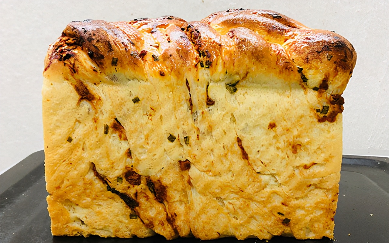 手撕软面包营养早餐奶香味大,手撕肉松面包超级松软全家的最爱