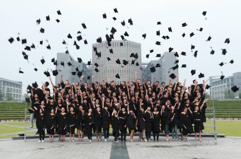 明星喜欢去的“伯克利大学”，含金量究竟有多高，和你想象的不同