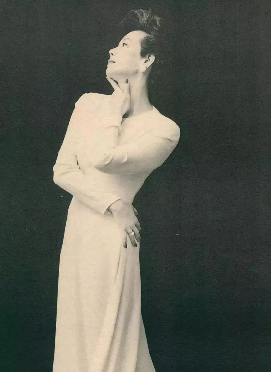 穿三百万皮草的香江富贵花，前半生让人羡慕，后半生却惨遭唾骂？